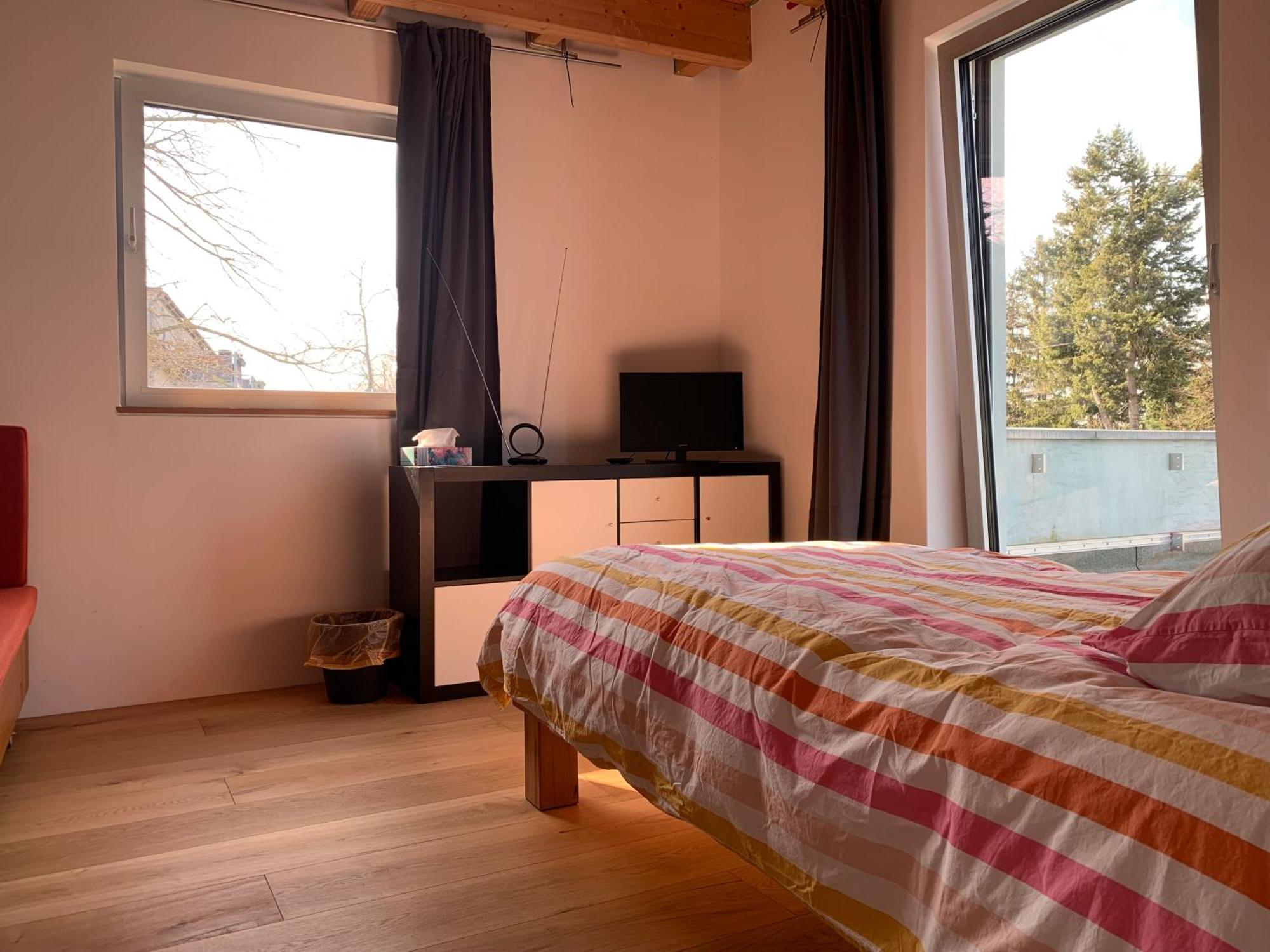 A Cozy Room In A Modern House Potsdam Exterior foto